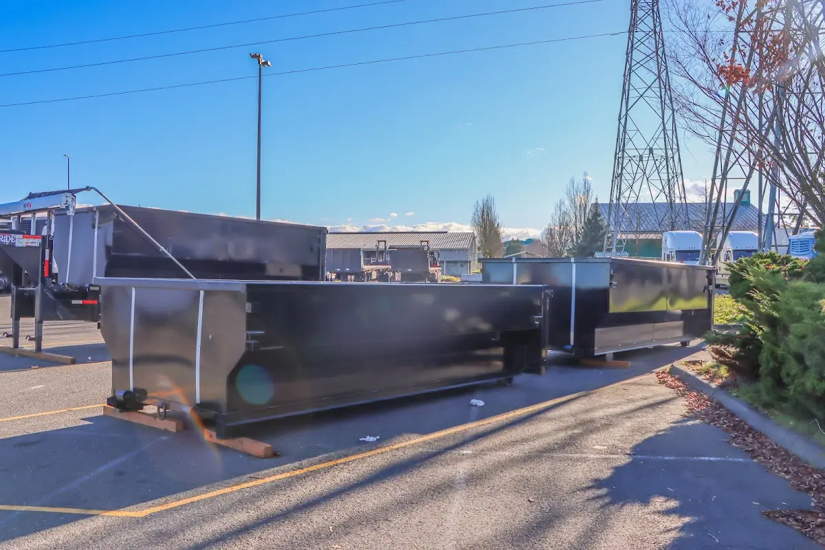Professional dumpster rental and junk removal service in Osceola